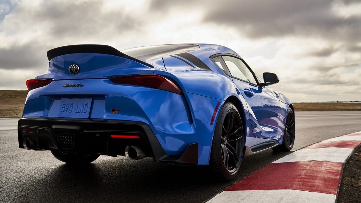 2021_toyota_supra_a91_refraction_blue_color_back_end.jpg