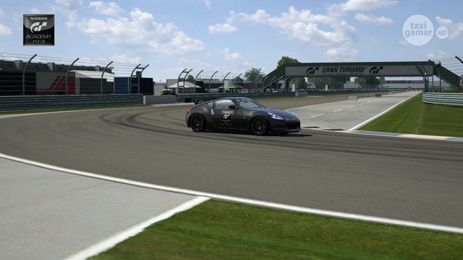 Gran Turismo 5 - Top Gear Track - High quality stream and download -  Gamersyde