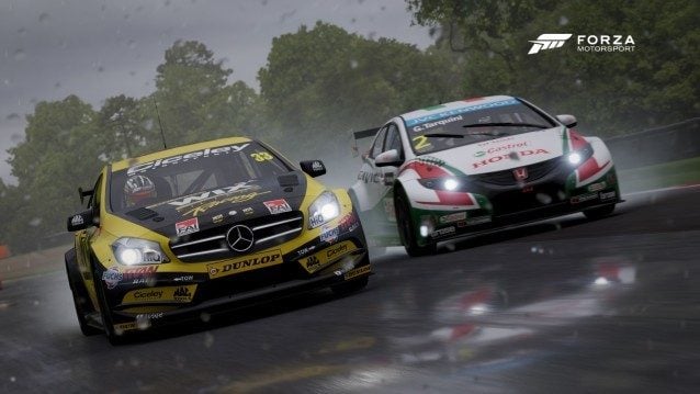 Forza-Motorsport-6-Wet-Race-Mercedes-A-Class-Honda-Civic