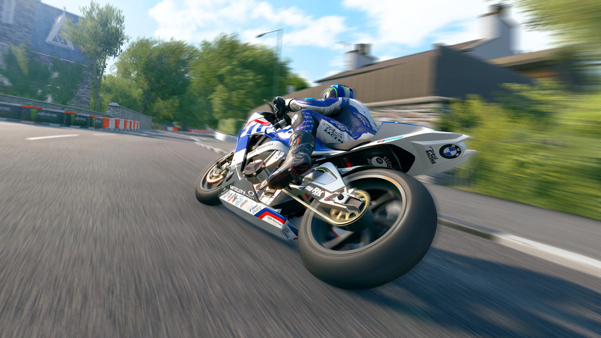Check Out the Latest Isle of Man TT: Ride on The Edge Screenshots