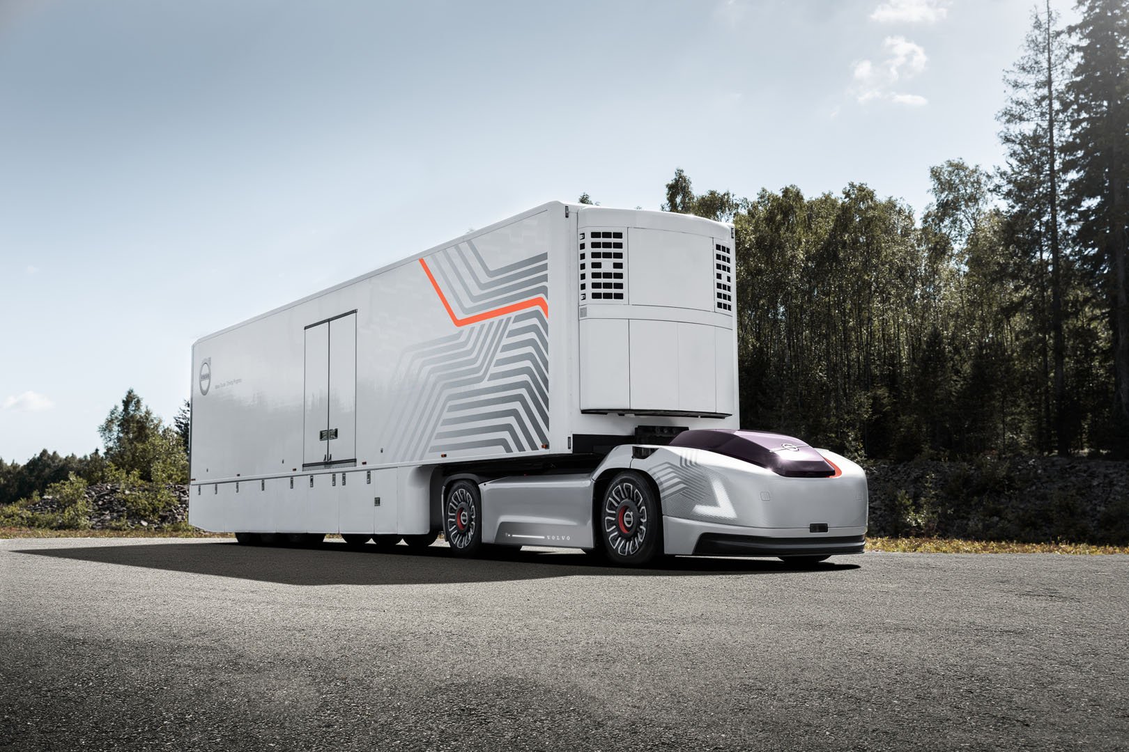 Volvo Trucks Introduces Vera A Fully Autonomous Electric Semi Truck