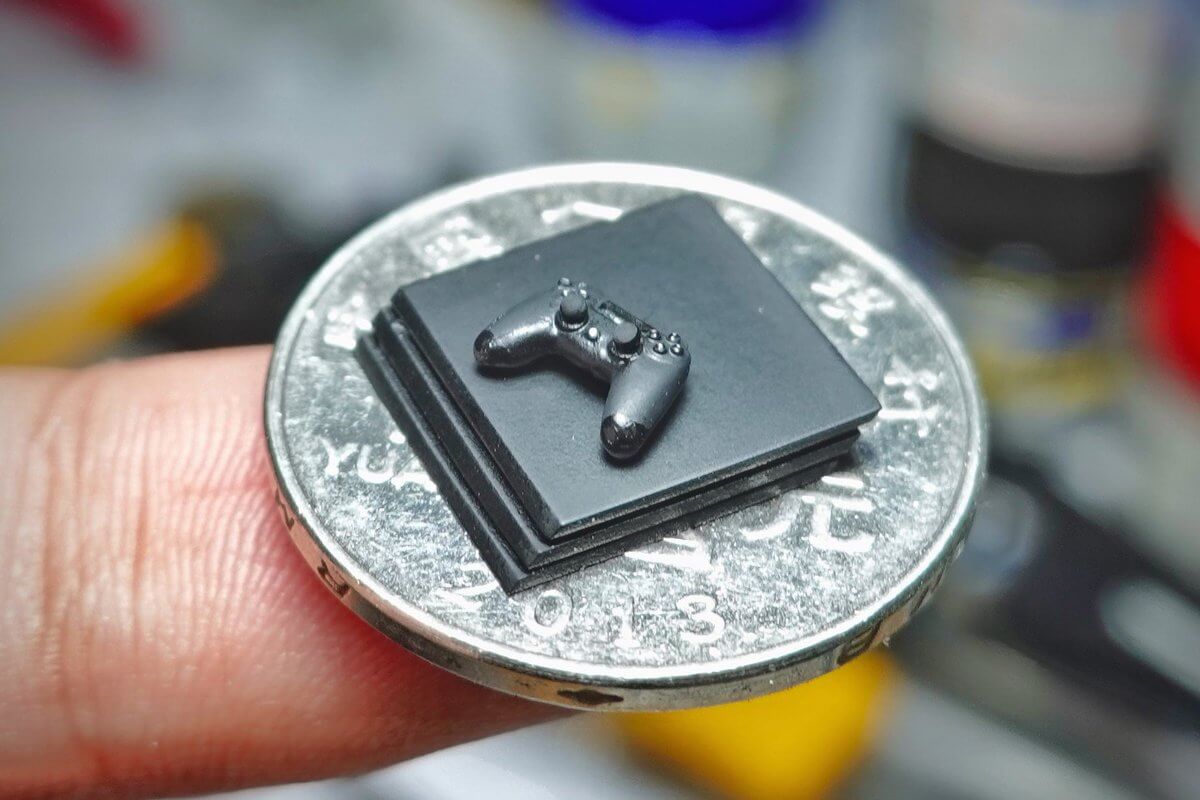 Meet The Smallest Sim Racing Rig in the World