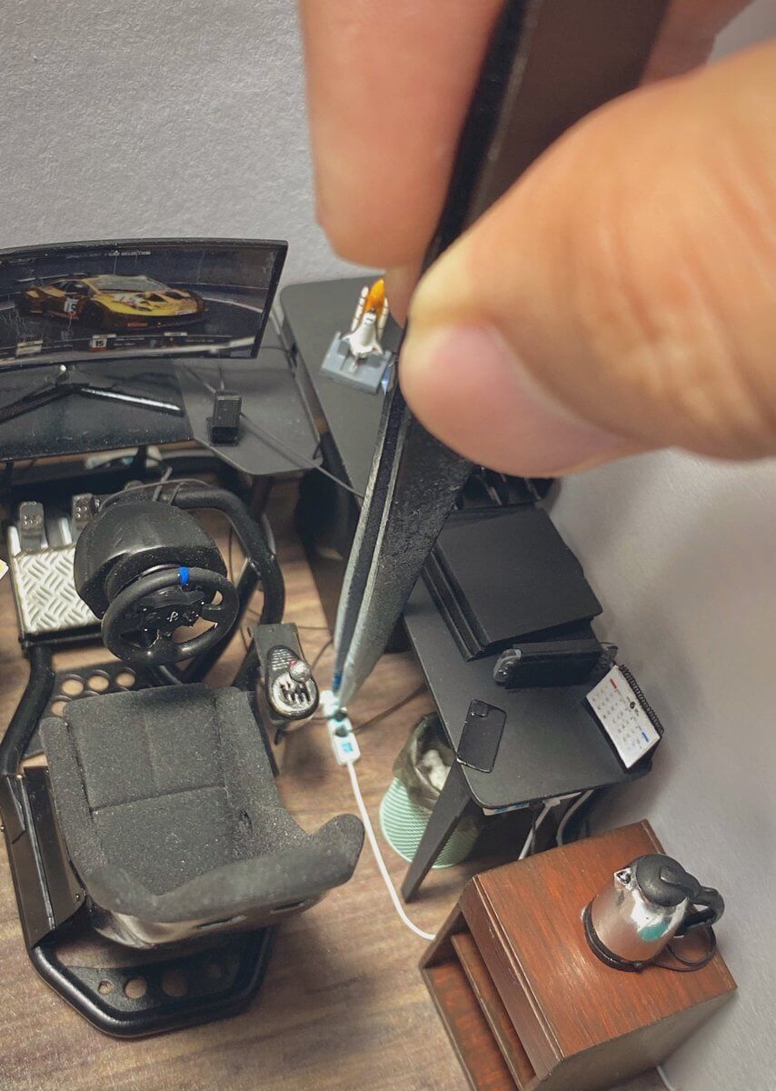 Meet The Smallest Sim Racing Rig in the World