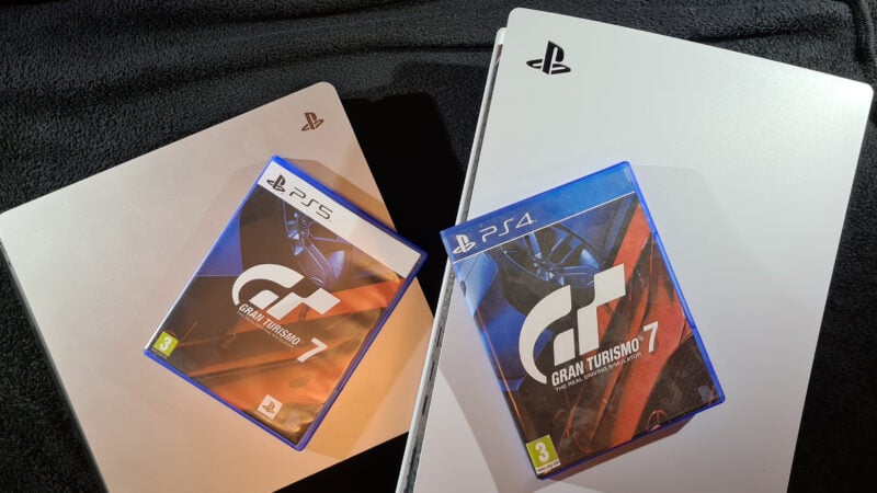 Gran Turismo 7's PS4 version is on two discs, for those GT2 feels