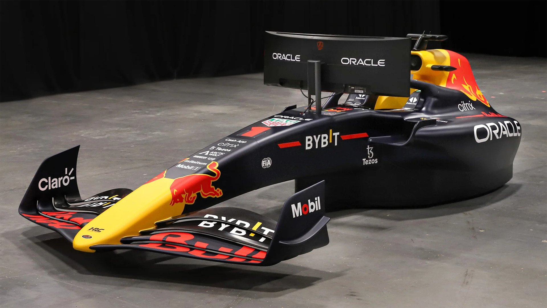 Red Bull launches 2022 F1 livery on RB18 show car