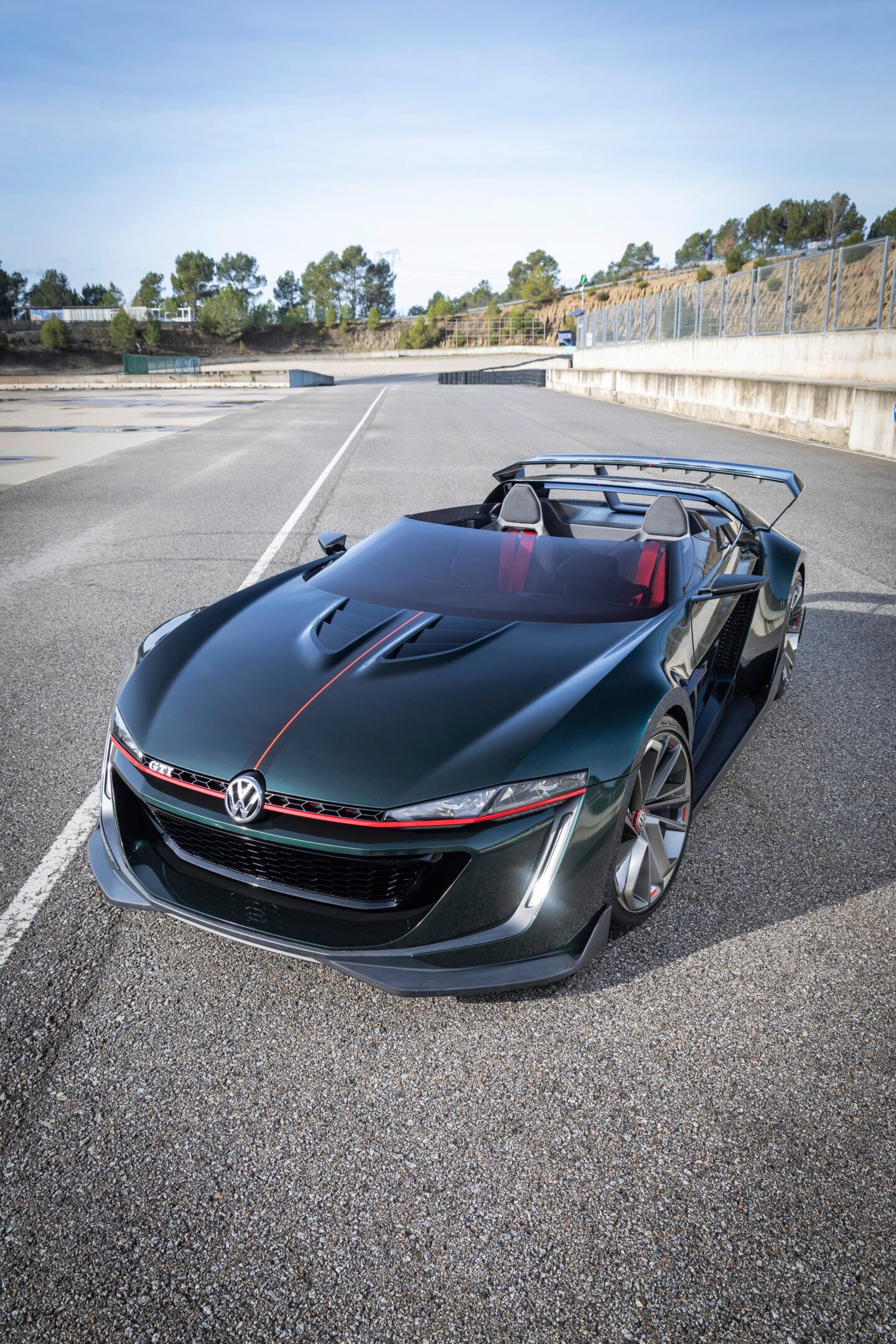 Volkswagen Gives Its Vision Gran Turismo Car a Fresh Look as the